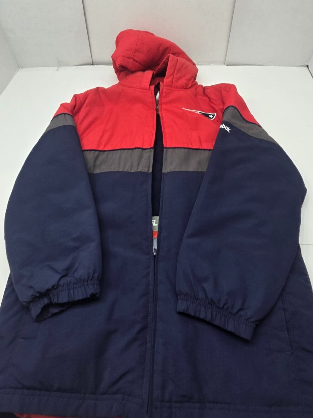 Reebok New England Patriots Youth M 10/12 Hooded Winter Jacket